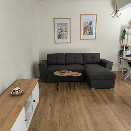 Port View, Veranda, 80 Sqm, Spacious Place For 6 Thessalonique Extérieur photo